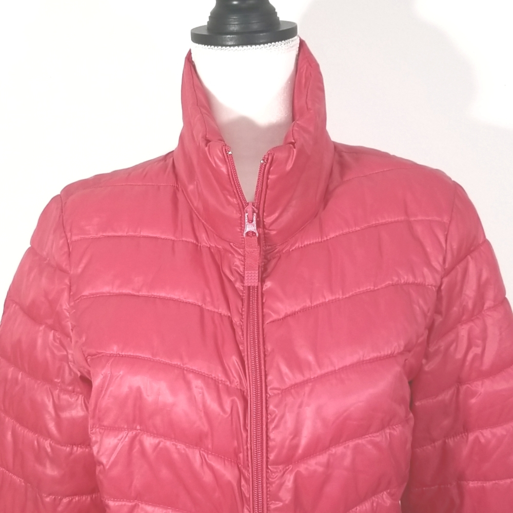 Black Rivet Puffer Packable Pink Jacket. Size M - image 3